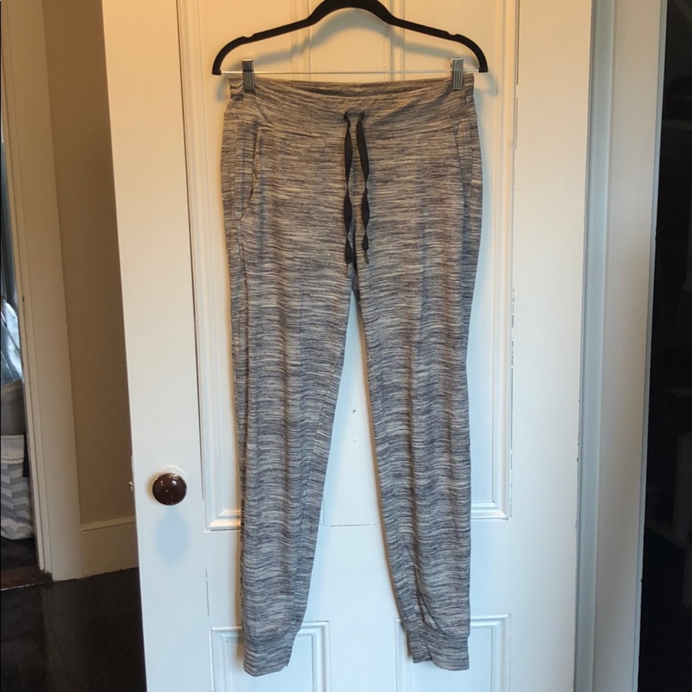 Lululemon Ready to Rulu Jogger